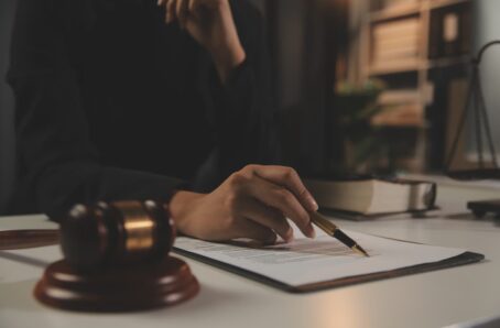 When Should You Speak to a Family Lawyer?
